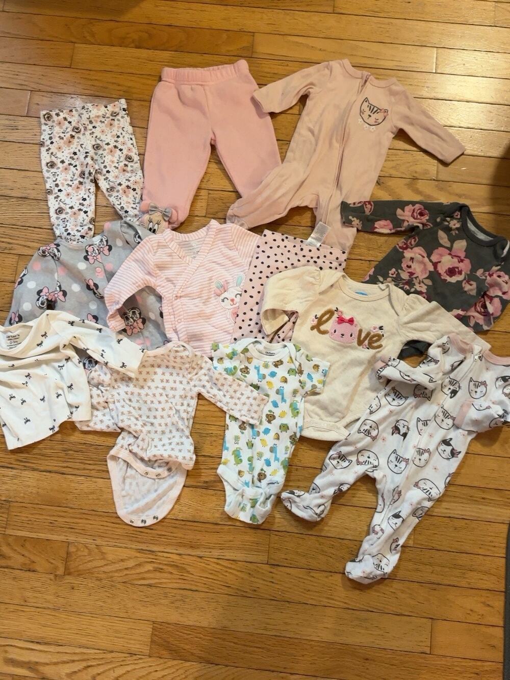 Baby Girl Clothes Lot 0-3 Months 12 Pc Carters Gerber Disney Minnie Sleepers